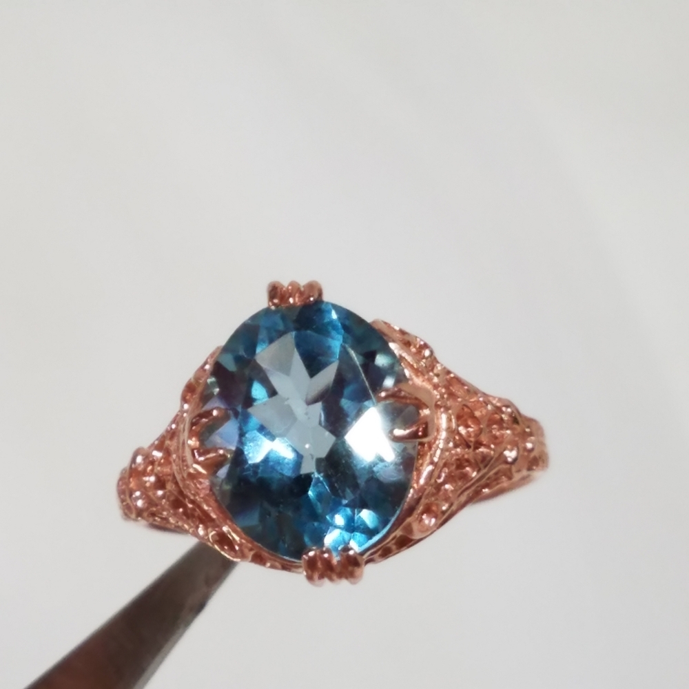 TOPAZ RING NWT
